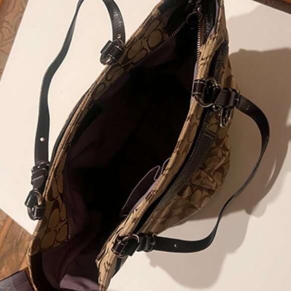 Coach F14670 Large Signature Gallery Tote - Picture 2 of 4